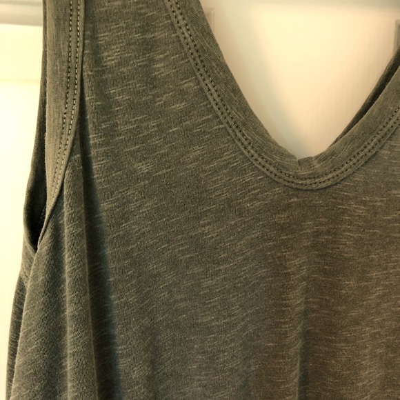 Sundry gathered dress. Slightly faded green color. - Picture 3 of 6